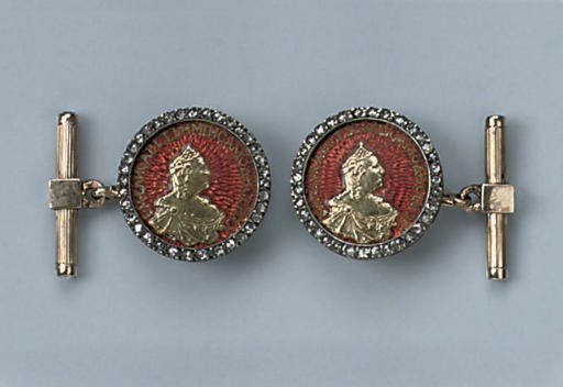 A PAIR OF RUSSIAN ENAMEL AND DIAMOND CUFF LINKS