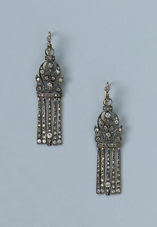 A PAIR OF RUSSIAN DIAMOND EARRINGS