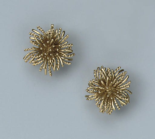 A PAIR OF EARRINGS, BY TIFFANY & CO. TOGETHER WITH A PAIR OF CORAL AND DIAMOND EARRINGS