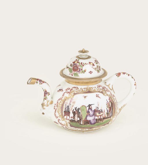 A MEISSEN (KPM) CHINOISERIE SQUAT BALUSTER TEAPOT AND COVER