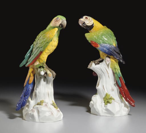 A PAIR OF MEISSEN MODELS OF MACAWS