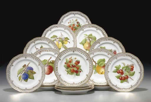 SEVENTEEN ROYAL COPENHAGEN RETICULATED FRUIT PLATES