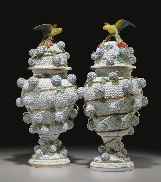 A LARGE PAIR OF VOLKSTEDT SCHNEEBALLEN VASES AND COVERS