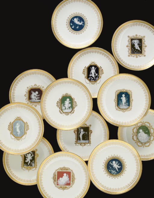 TWELVE MINTONS PATE-SUR-PATE IVORY-GROUND CABINET PLATES