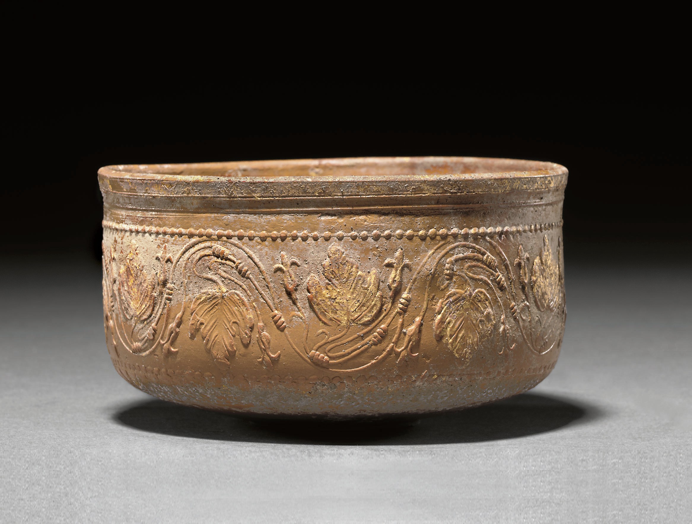 A ROMAN ARRETINE POTTERY BOWL