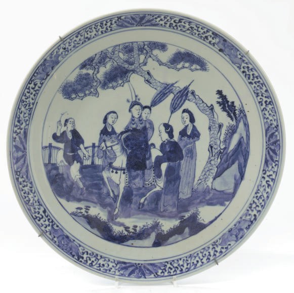 A Chinese blue and white charger