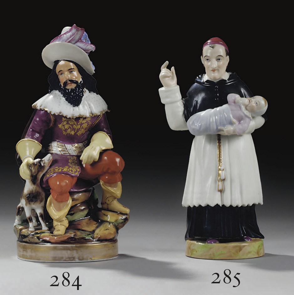 TISANIERE ANTHROPOMORPHE EN TROIS PARTIES EN PORCELAINE DU XIXEME SIECLE