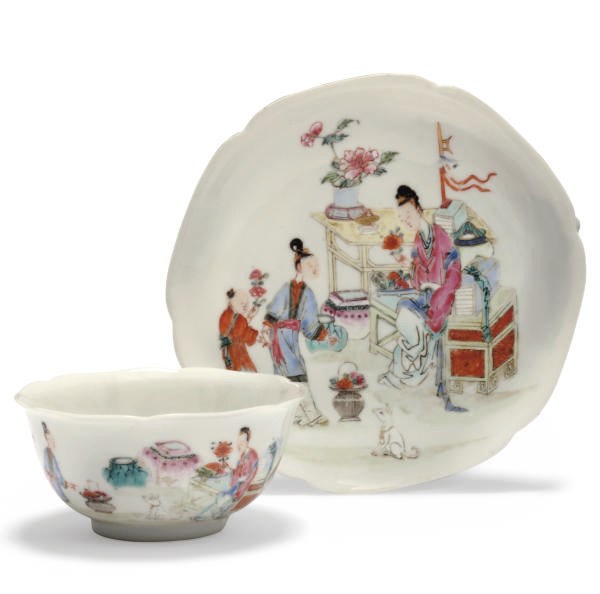 A Chinese famille rose teabowl and saucer