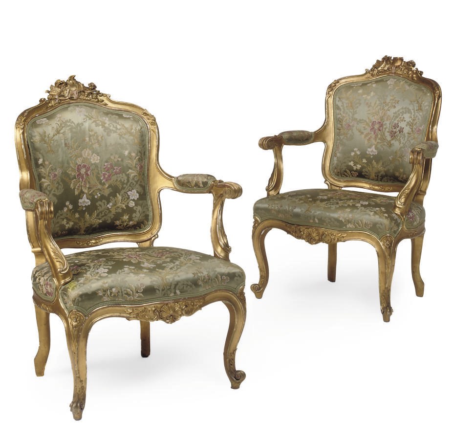 A PAIR OF GILTWOOD FAUTEUILS