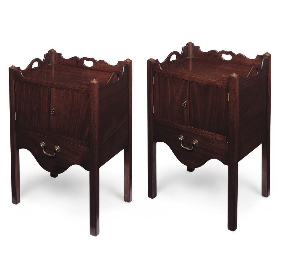 A PAIR OF MAHOGANY BEDSIDE CABINETS