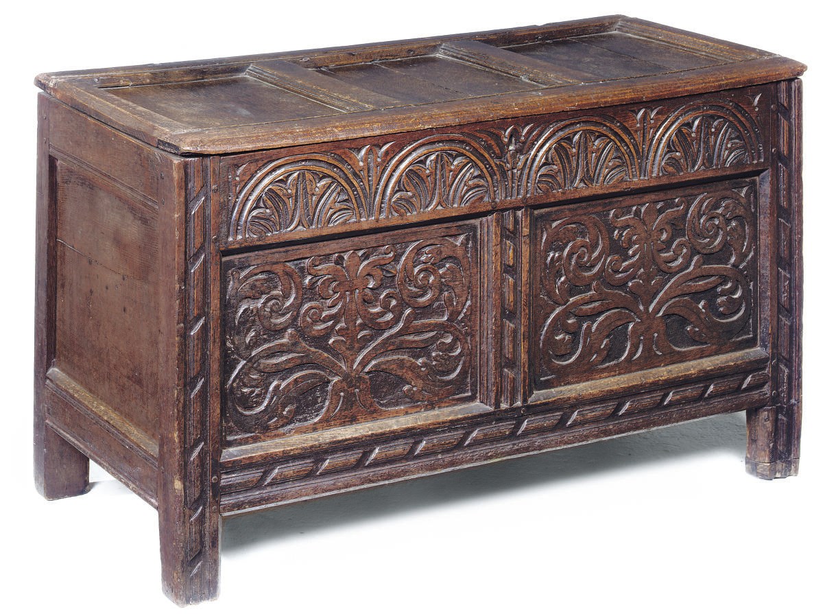 A SOMERSET OAK CHEST
