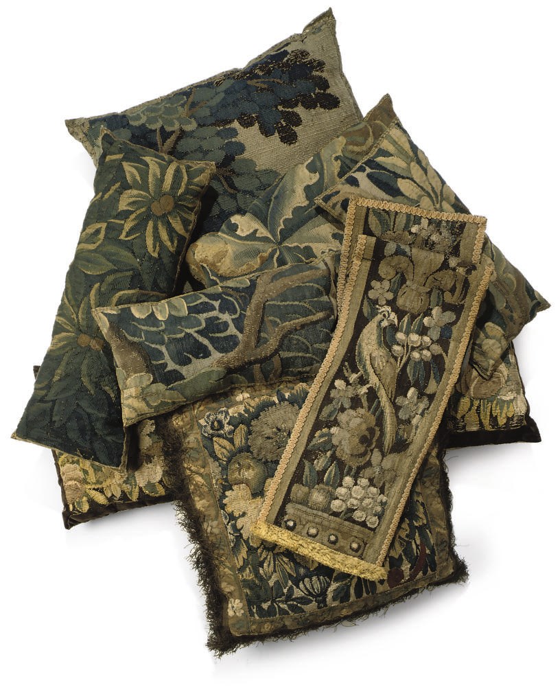 A GROUP OF TAPESTRY CUSHIONS