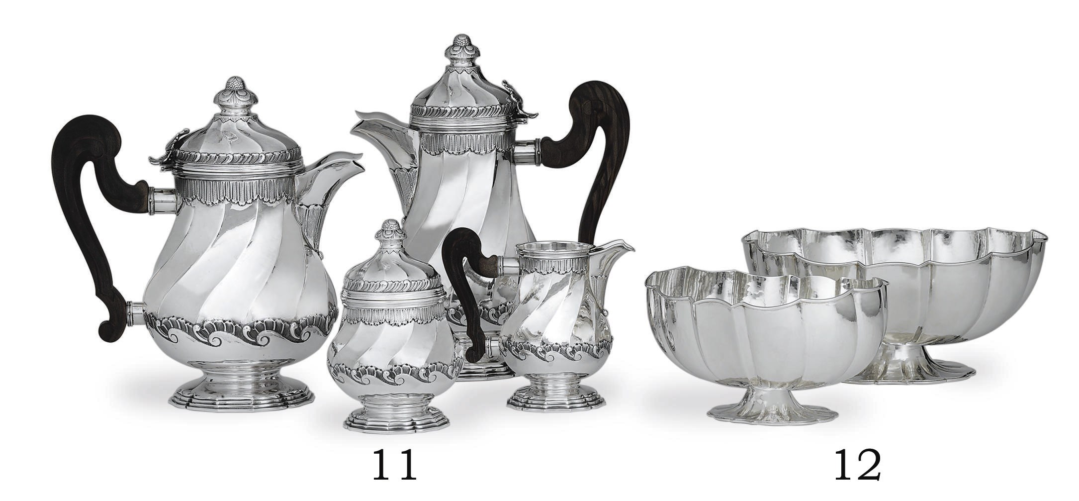 A SET OF TWO ITALIAN SILVER BOWLS
