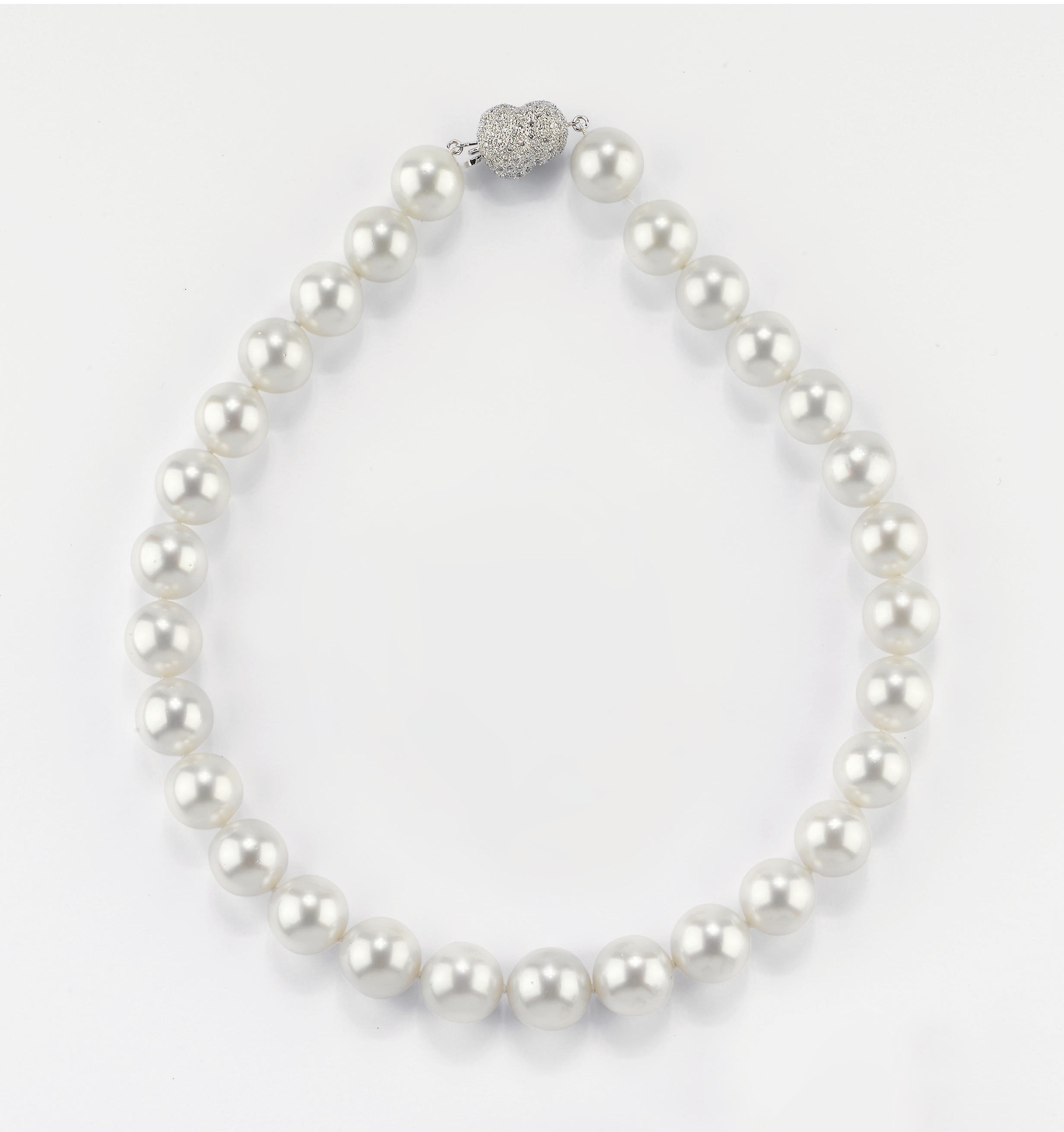 COLLANA IN PERLE COLTIVATE AUSTRALIANE E DIAMANTI