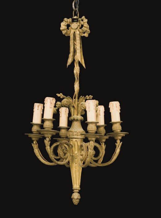 PETIT LUSTRE DE STYLE LOUIS XVI
