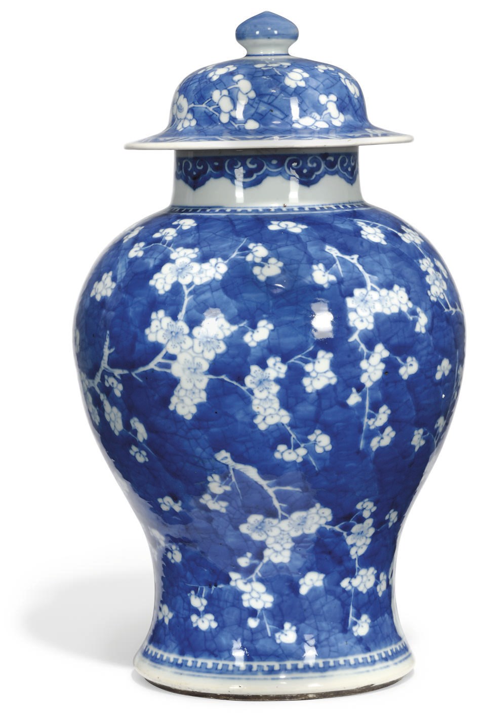 A Blue and white baluster jar and cover, Kangxi (1662-1722)