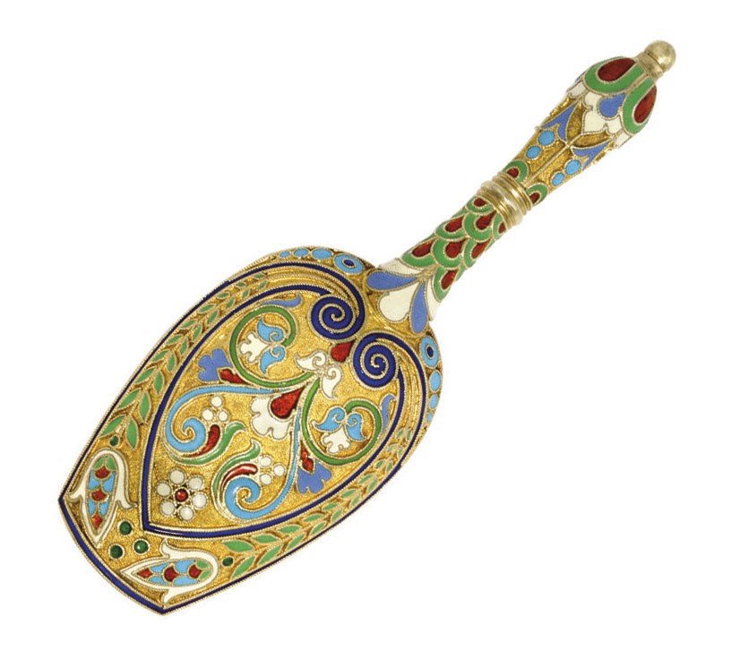 A RUSSIAN SILVER-GILT AND CLOISSONÉ ENAMEL CADDY SPOON
