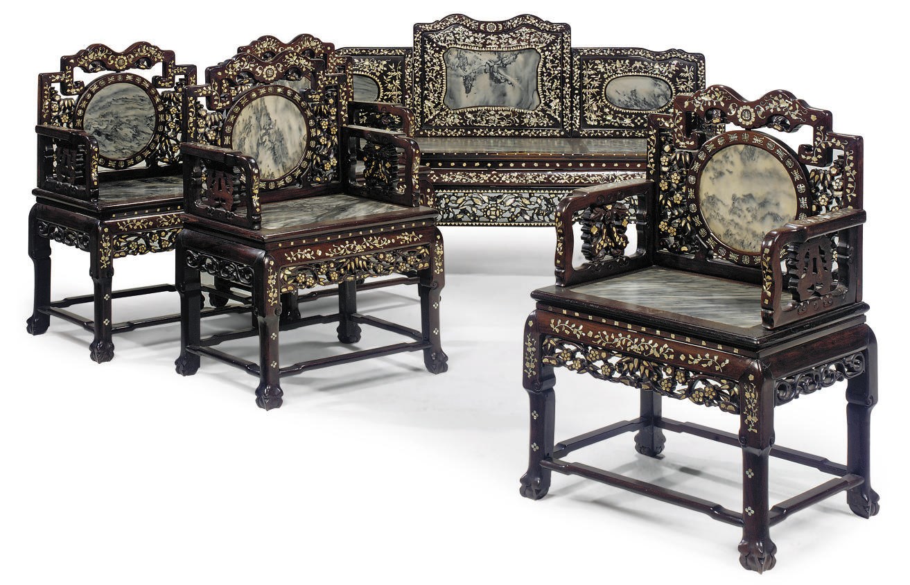 A SUITE OF CHINESE FURNITURE