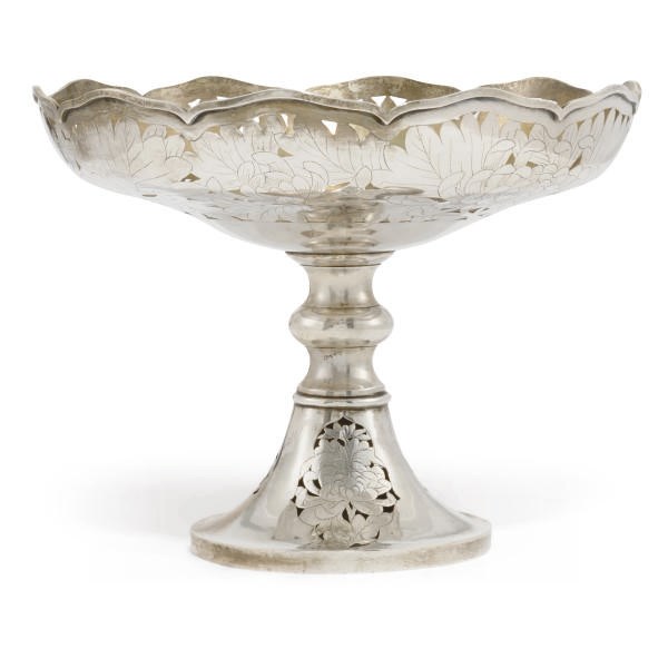 A CHINESE CAKE STAND, ZEEWO, SHANGHAI