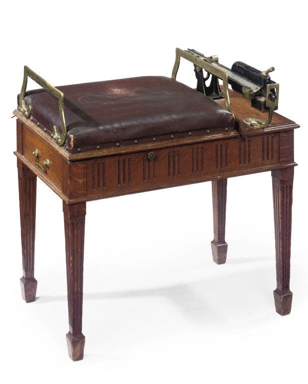 A SET OF LATE VICTORIAN OAK AND BRASS JOCKEY SCALES