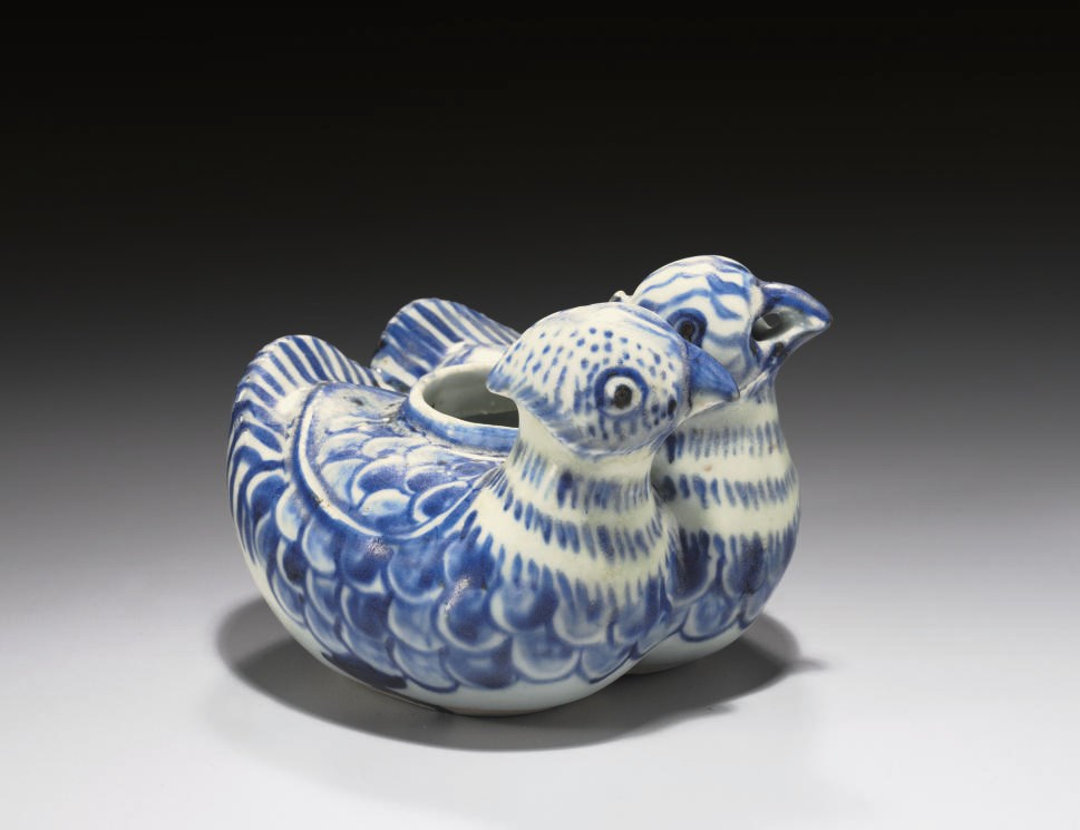 A BLUE AND WHITE 'DOUBLE DUCK' WATER POT