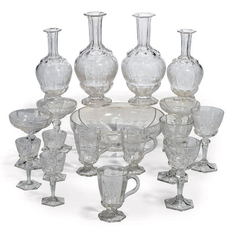 A LOBMEYER 'ROCK CRYSTAL' ENGRAVED GLASS PART TABLE-SERVICE