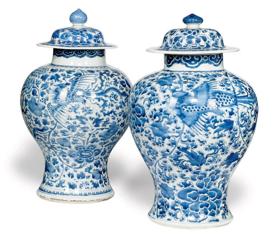 A MATCHED PAIR OF CHINESE BLUE AND WHITE BALUSTER VASES AND COVERS