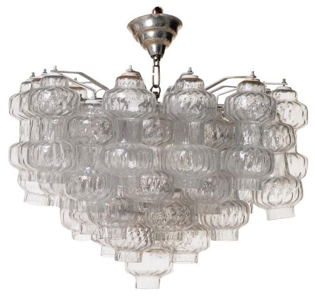 A VENETIAN GLASS CHANDELIER