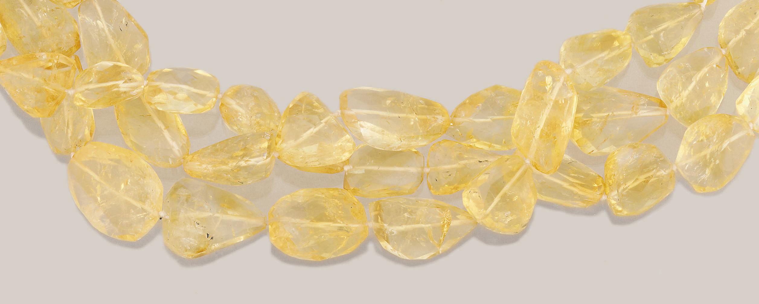 A citrine necklace