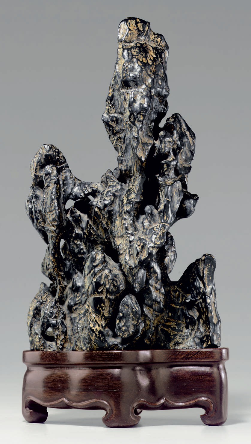 A VERY RARE BLACK LINGBI 'MOUNTAIN' CENSER