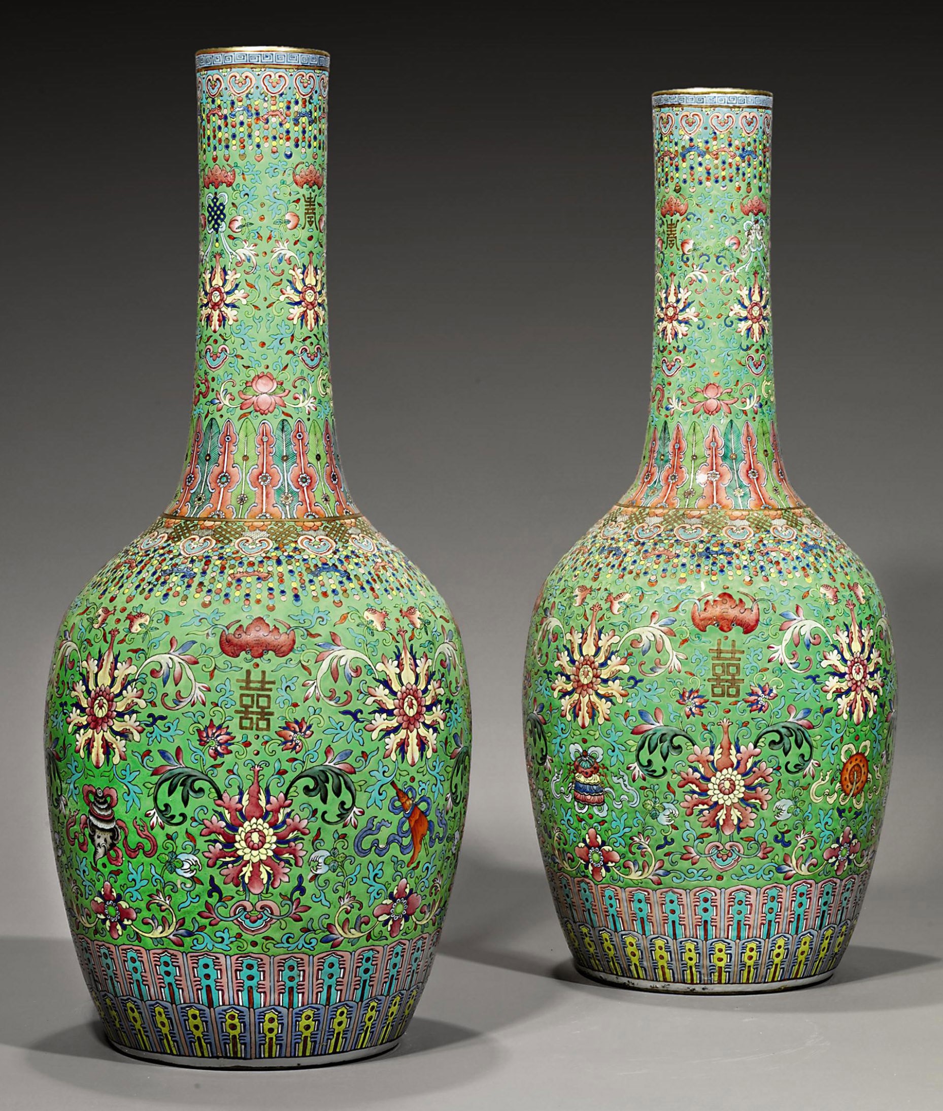 A PAIR OF MASSIVE FAMILLE ROSE GREEN-GROUND VASES