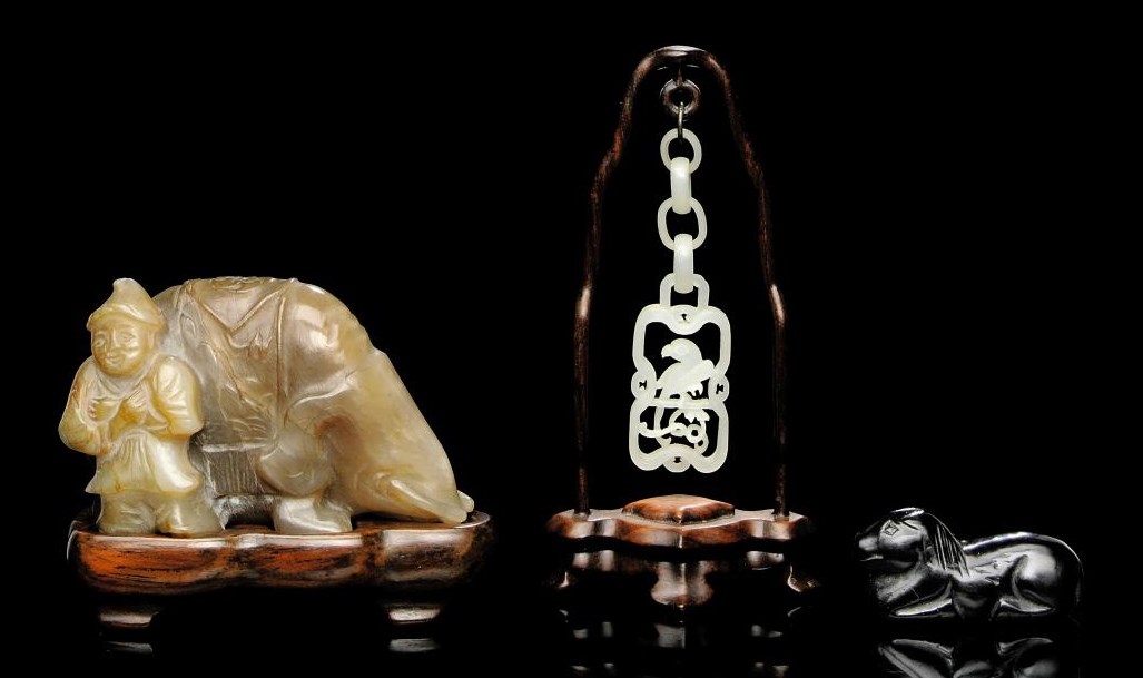 A GROUP OF THREE JADE CARVINGS