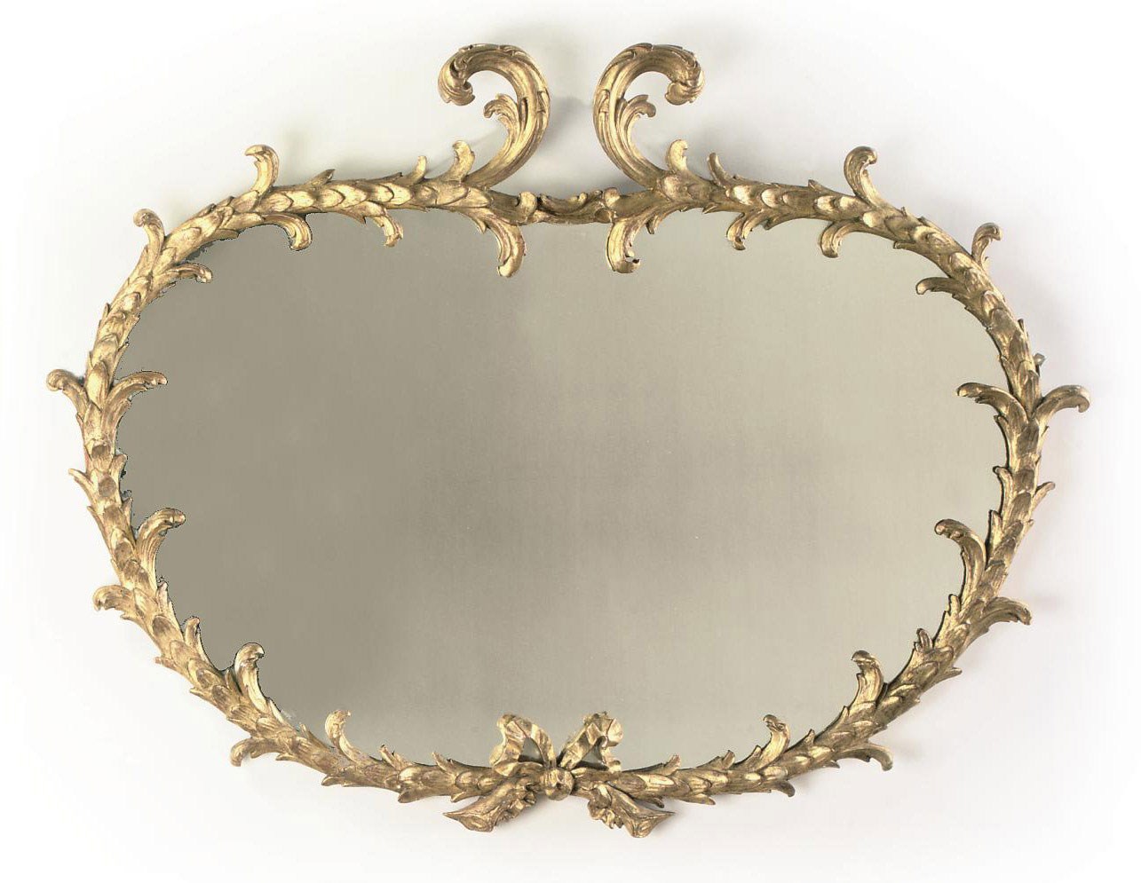 AN ENGLISH GILTWOOD MIRROR