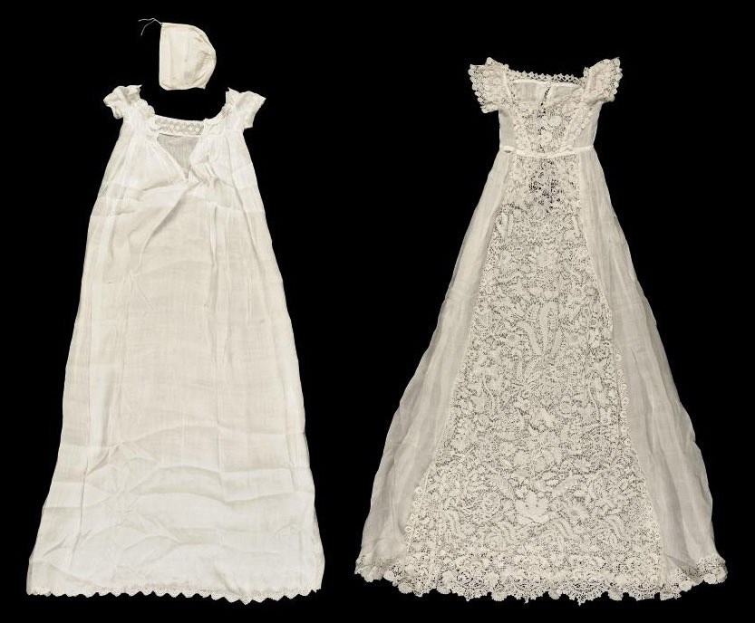 A COLLECTION OF CHILDREN'S CLOTHES