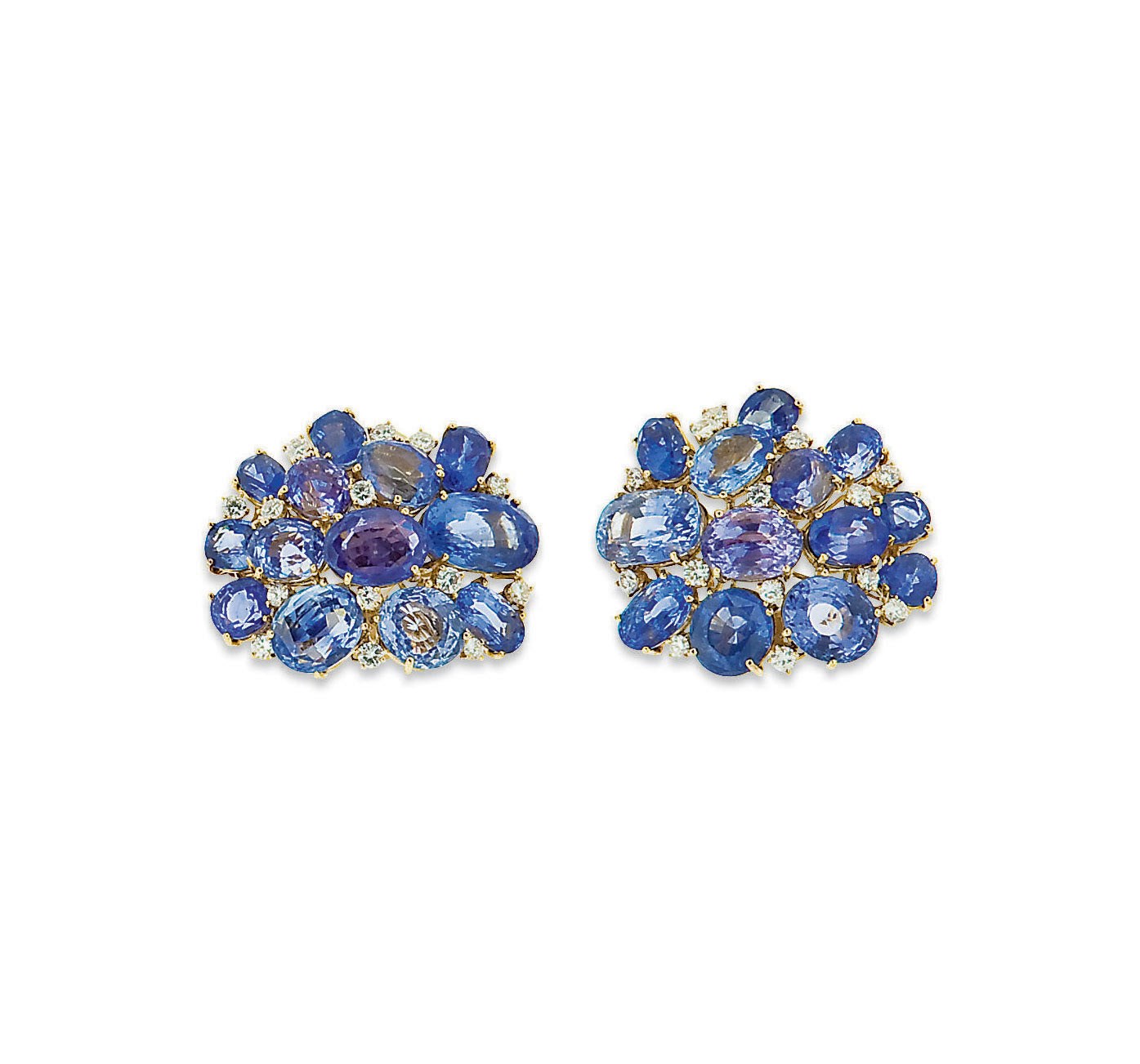 PAIRE DE CLIPS D'OREILLES SAPHIRS ET DIAMANTS
