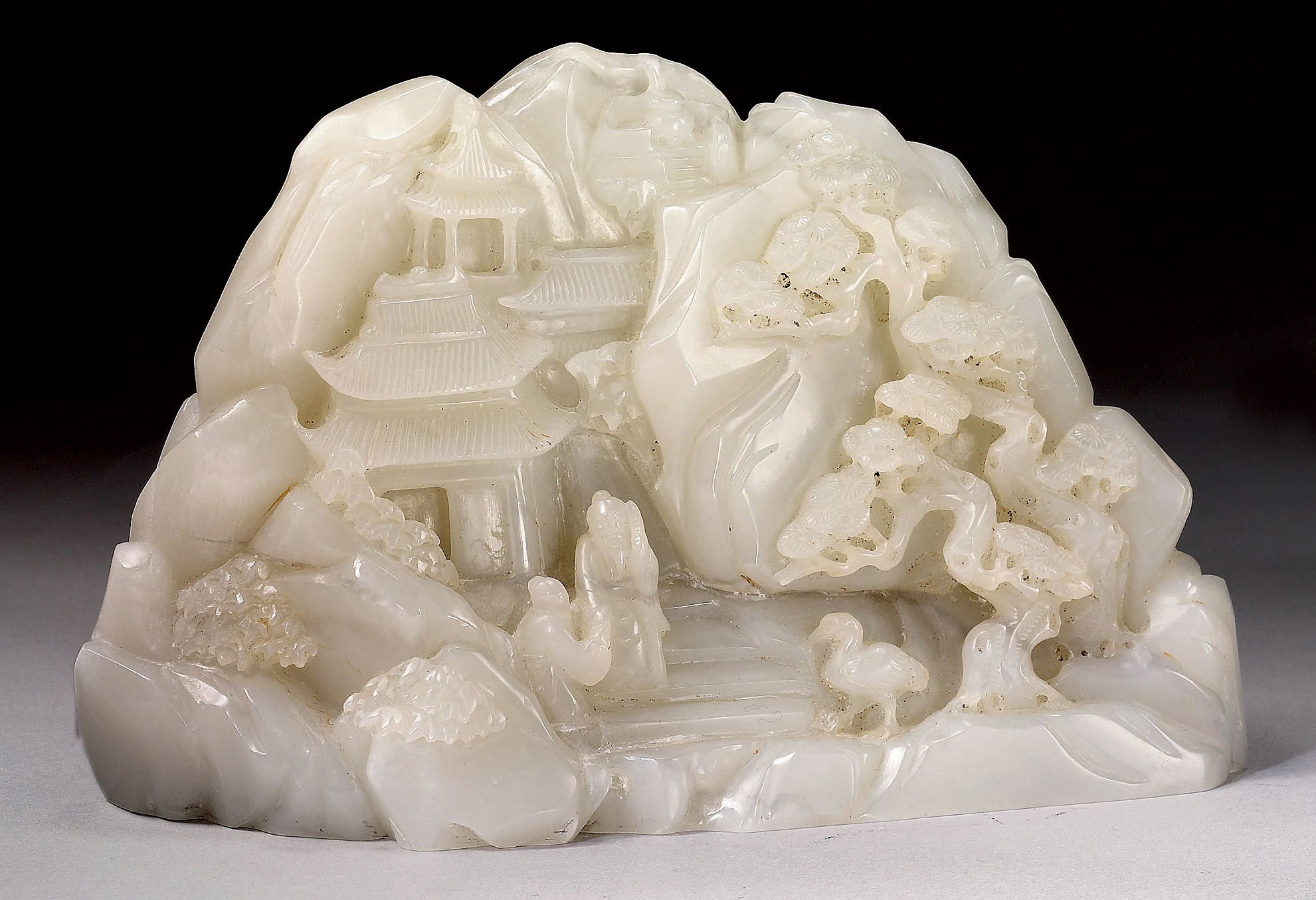 ROCHER EN JADE BLANC SCULPTE