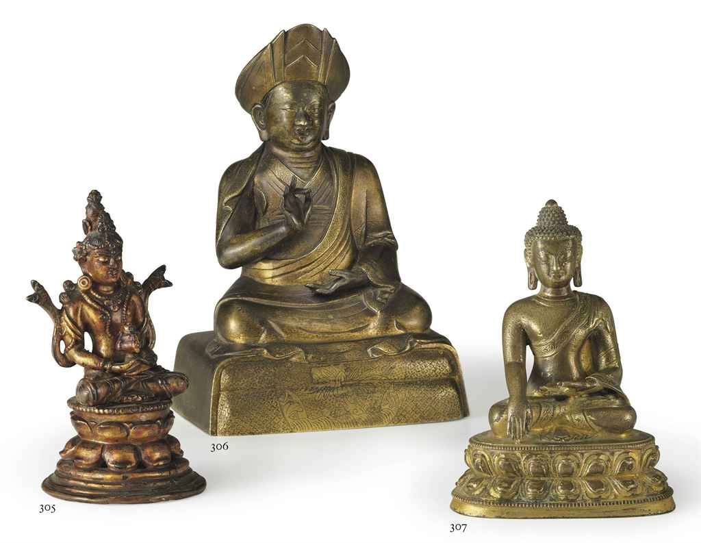 A gold-laquered bronze figure of Amitayus