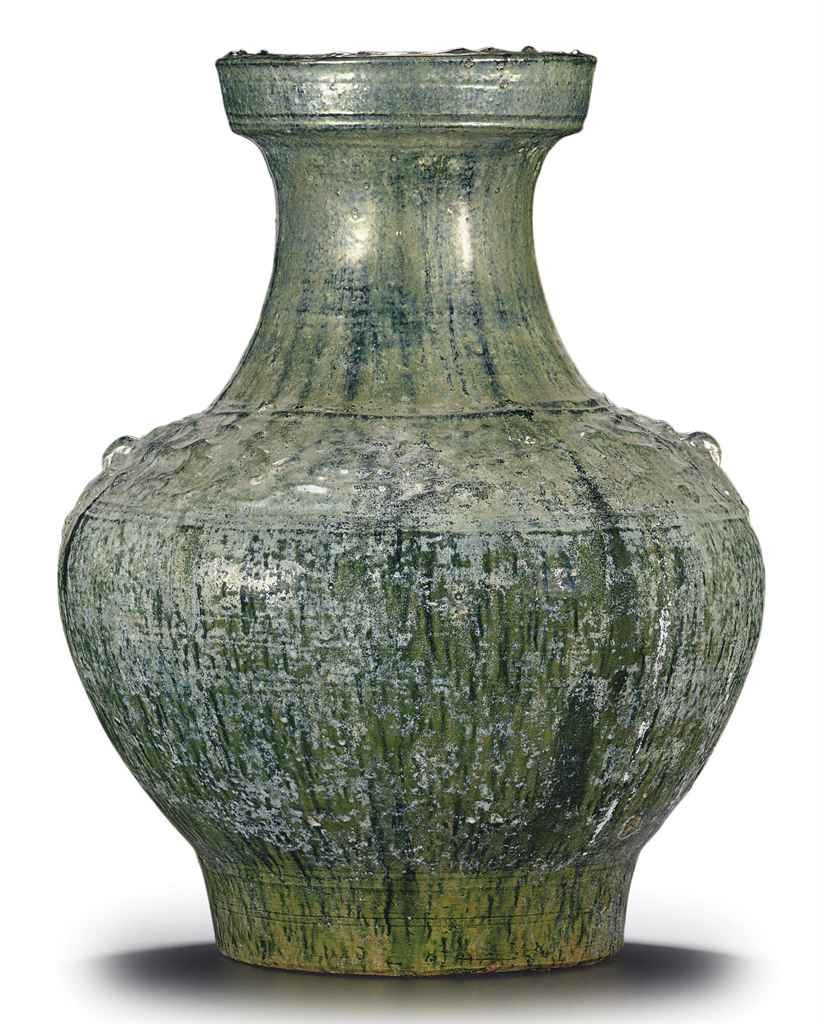 A LARGE GREEN-GLAZED RED POTTERY JAR, HU