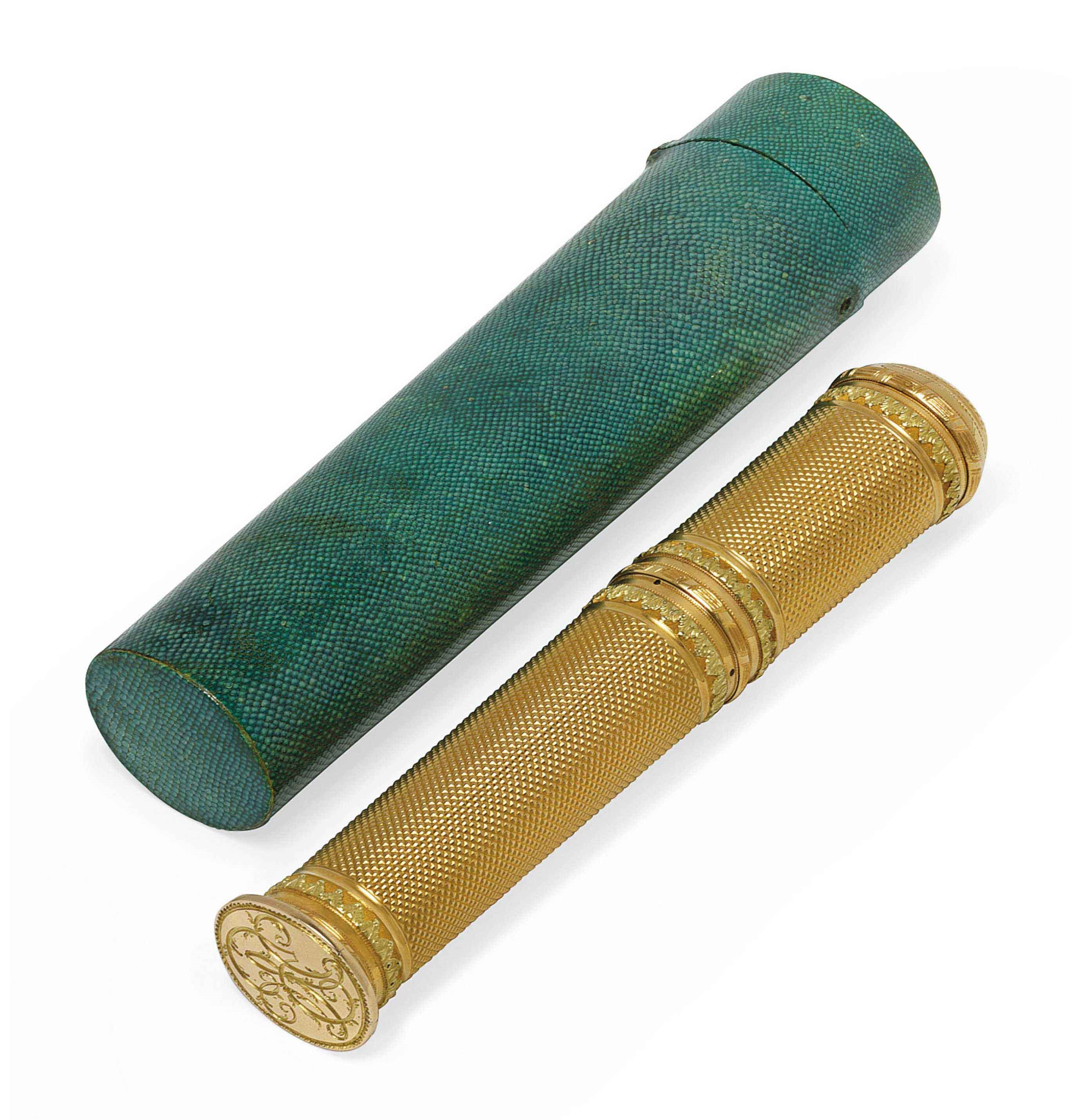 A LOUIS XVI TWO-COLOUR GOLD SEALING-WAX CASE