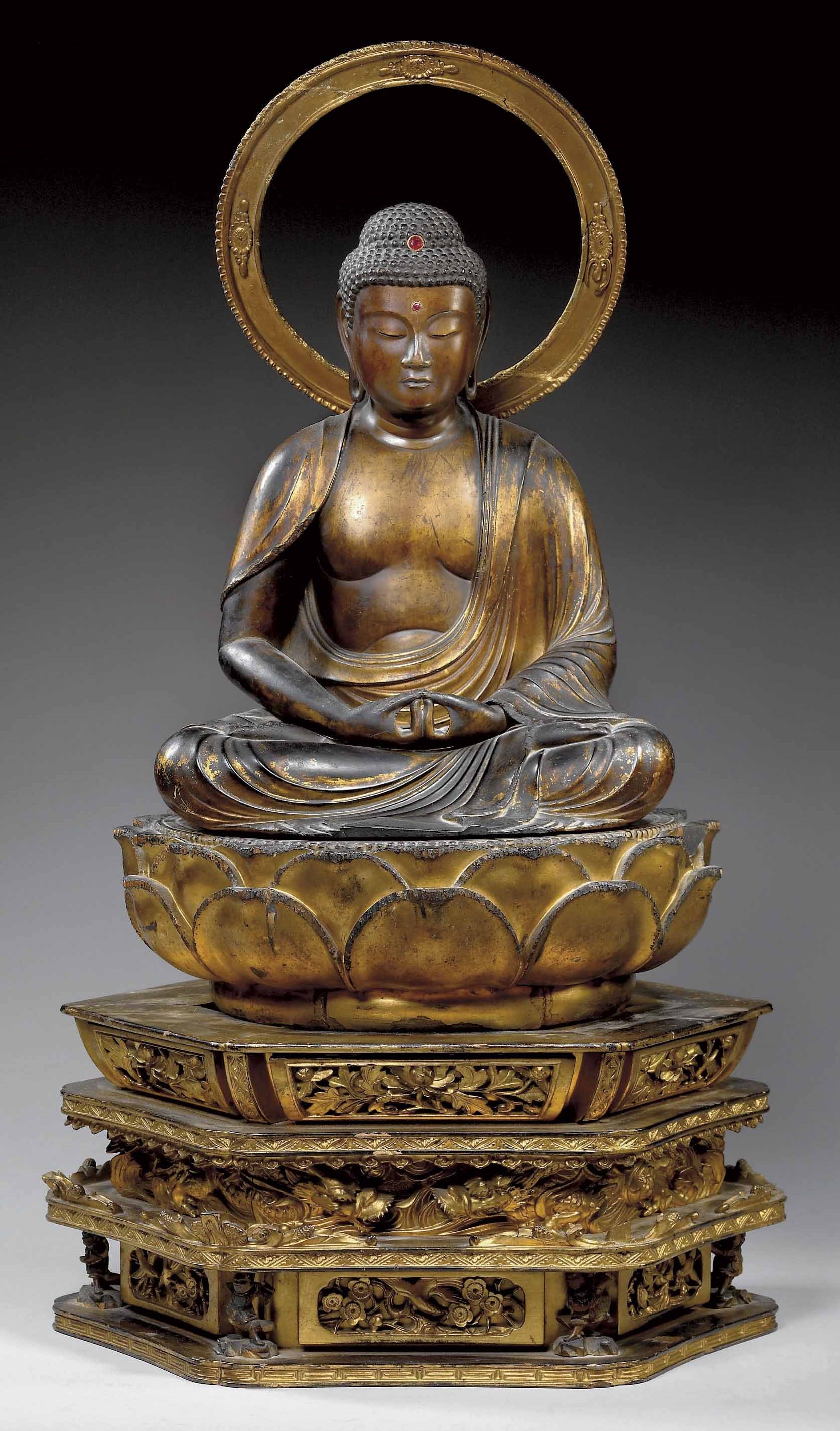 STATUE DE BOUDDHA AMIDA EN BOIS LAQUE