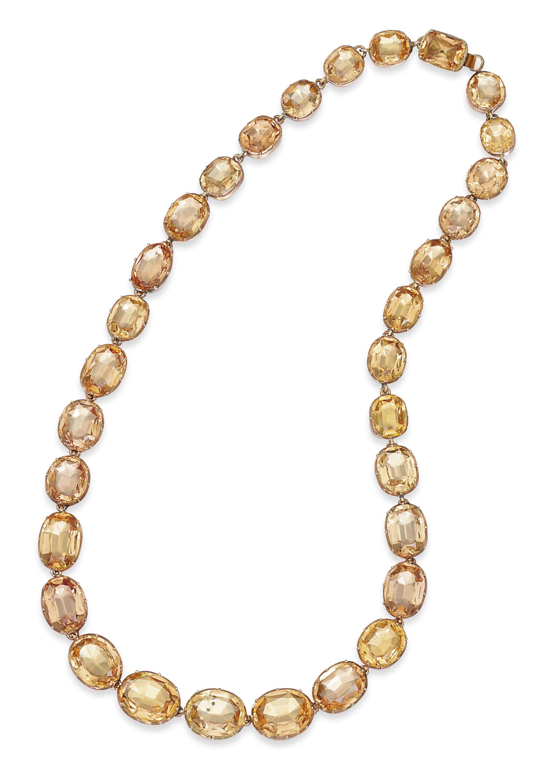AN ANTIQUE TOPAZ NECKLACE