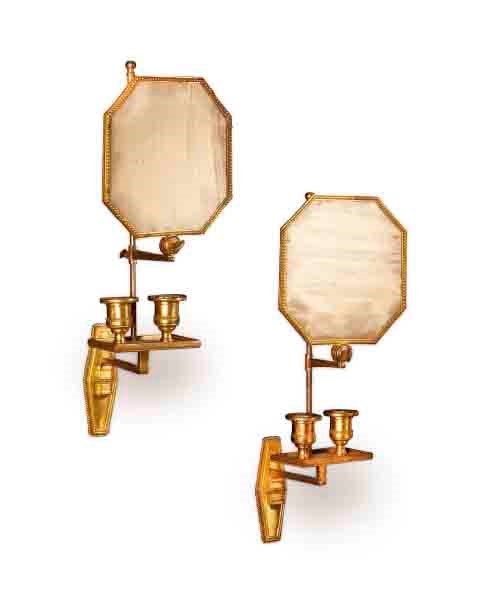 PAIRE D'APPLIQUES DE STYLE NEOCLASSIQUE