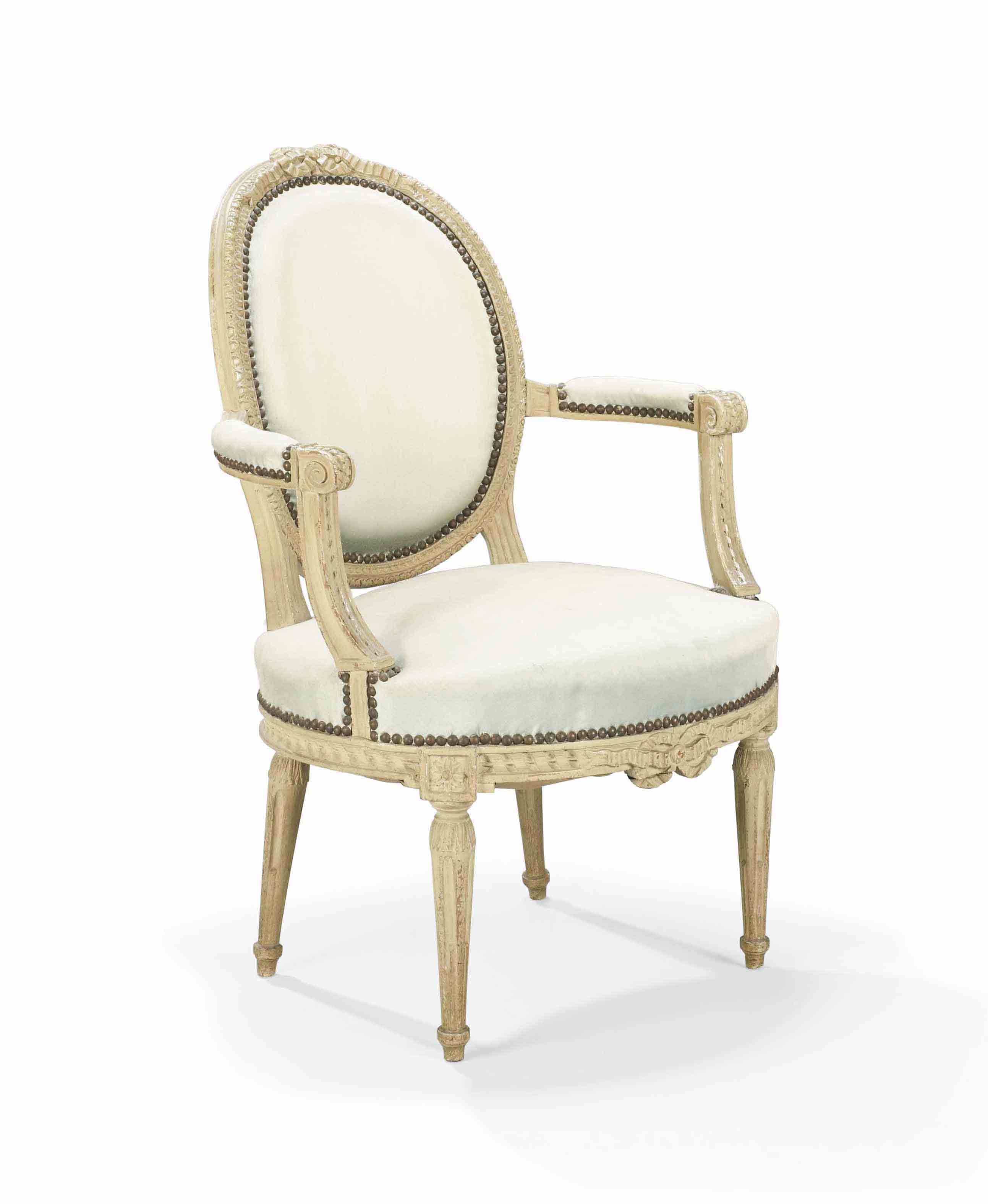 FAUTEUIL EN CABRIOLET D'EPOQUE LOUIS XVI
