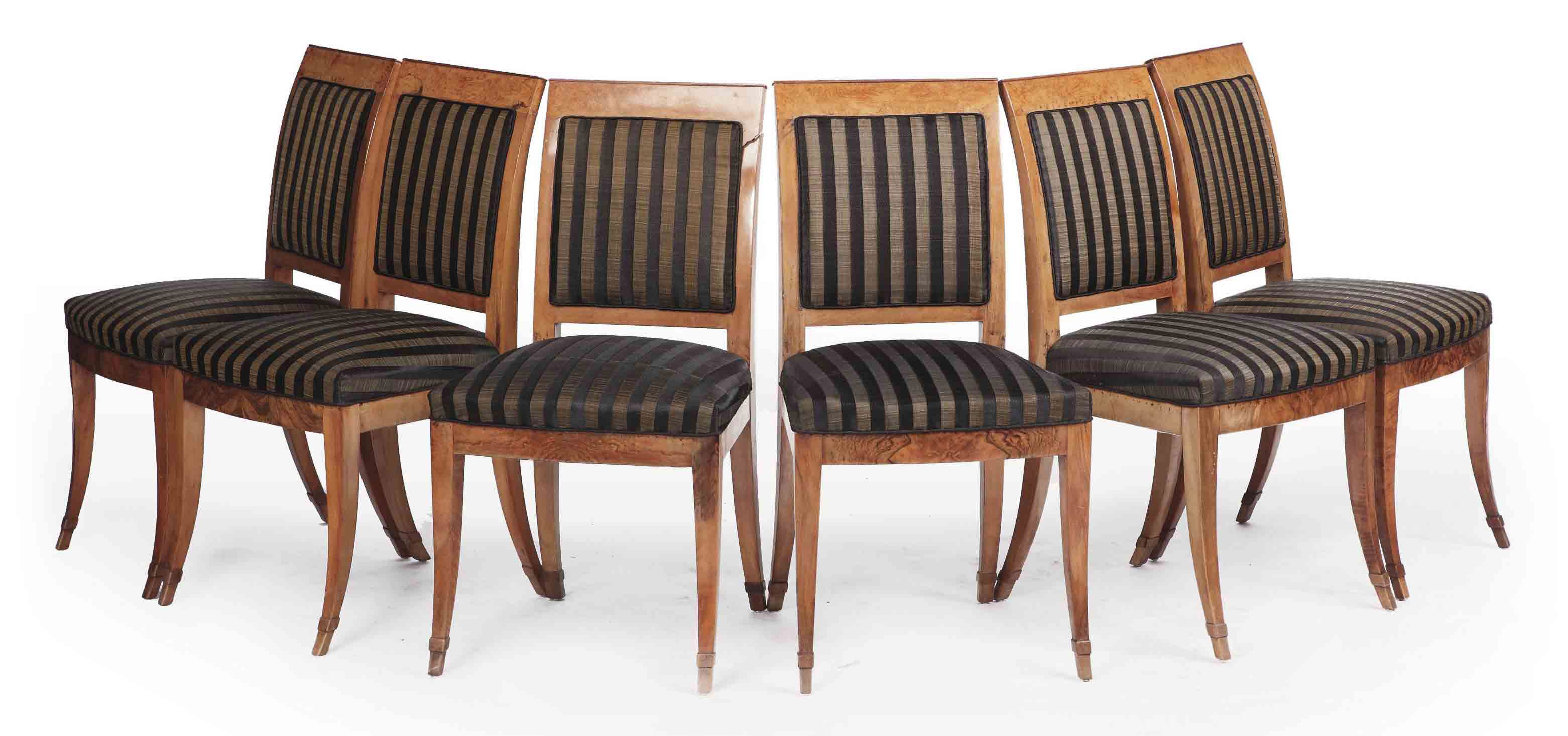 A SET OF SIX GERMAN BIEDERMEIER WALNUT SIDE CHAIRS