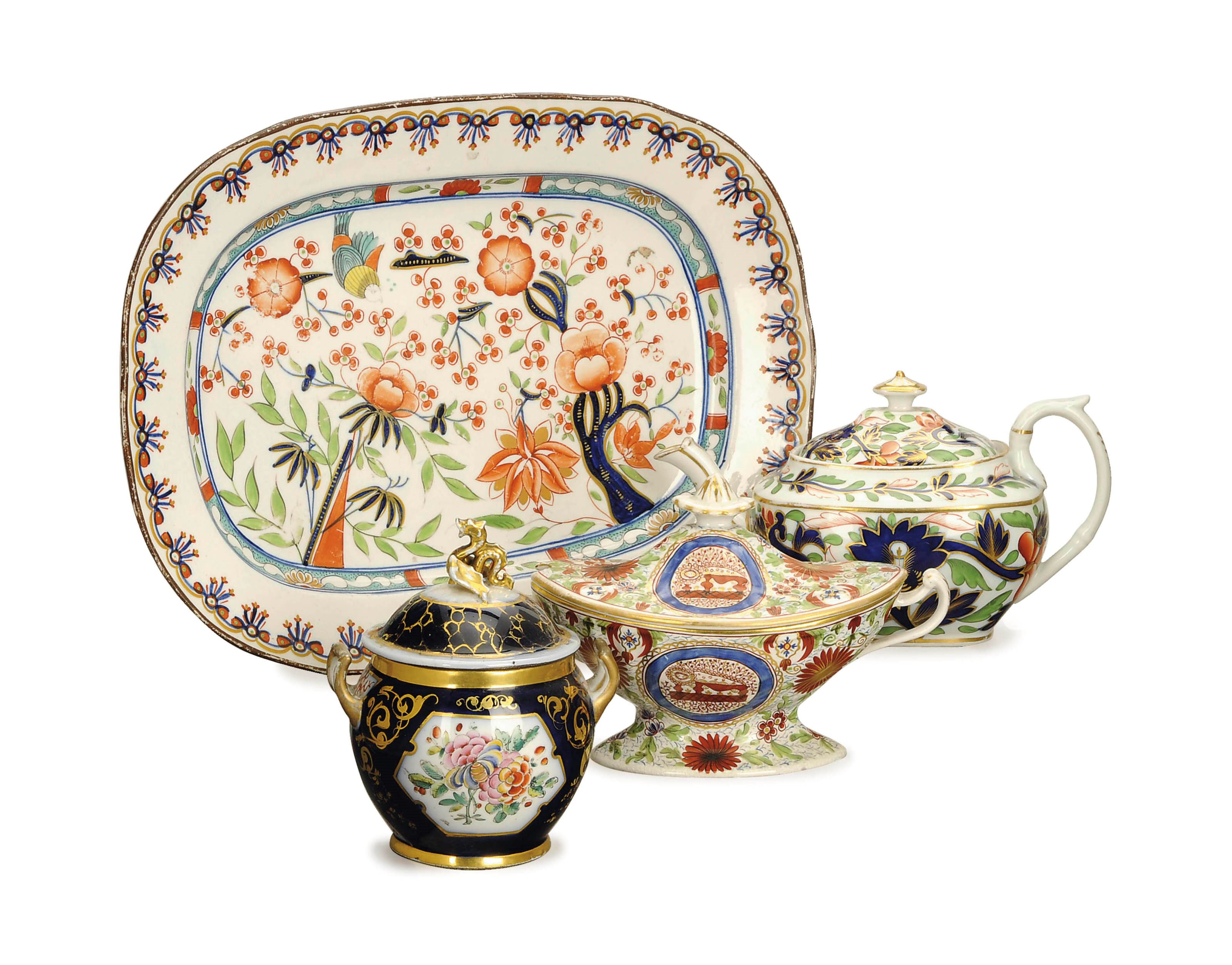 AN ENGLISH PORCELAIN ASSEMBLED DINNER AND DESSERT SERVICE AND SEVEN 'DRAGON IN COMPARTMENT' DESSERT WARES,