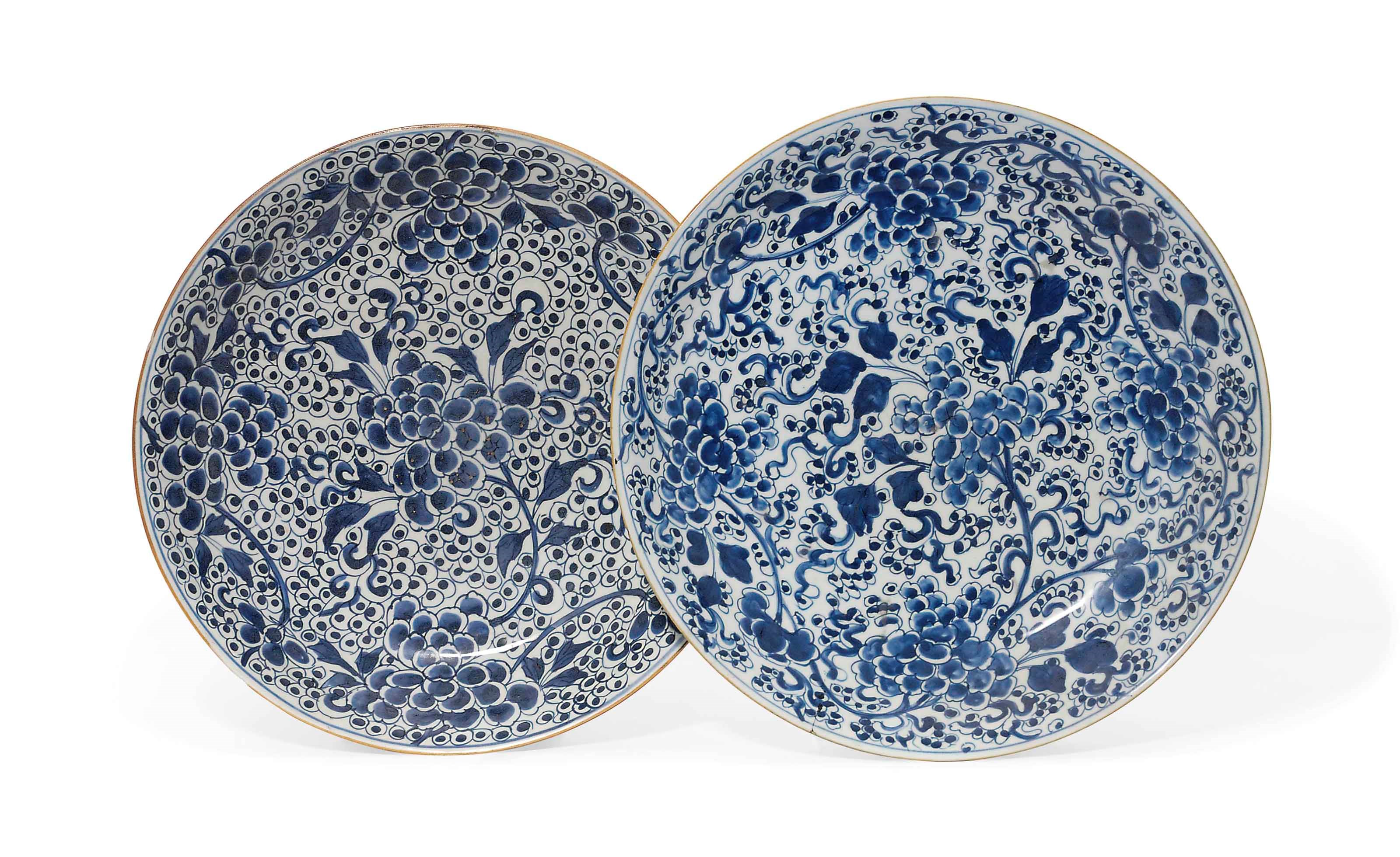 TWO LARGE CHINESE BLUE AND WHITE DISHES