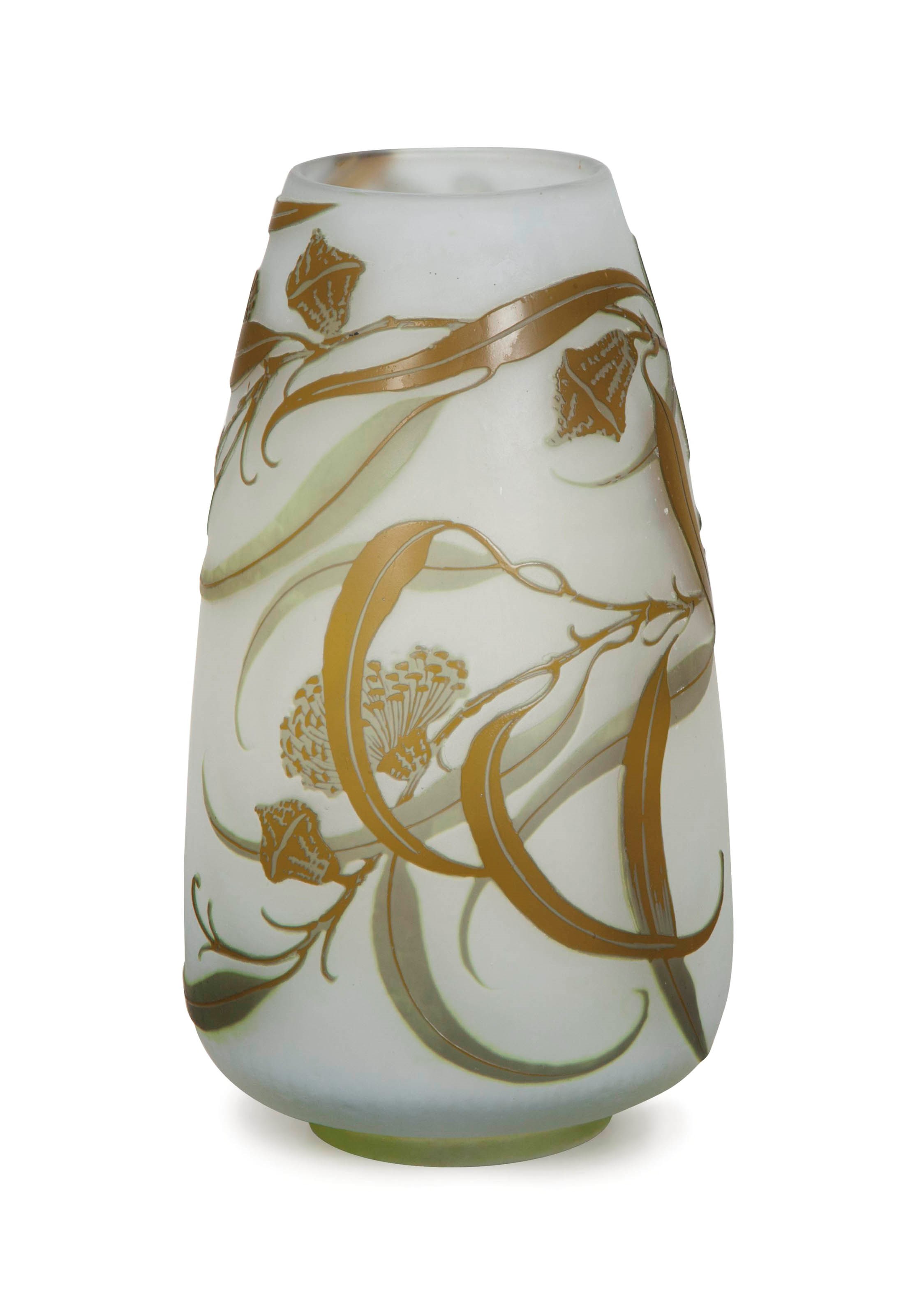 A FRENCH CAMEO GLASS VASE WITH GREEN OVERLAY,