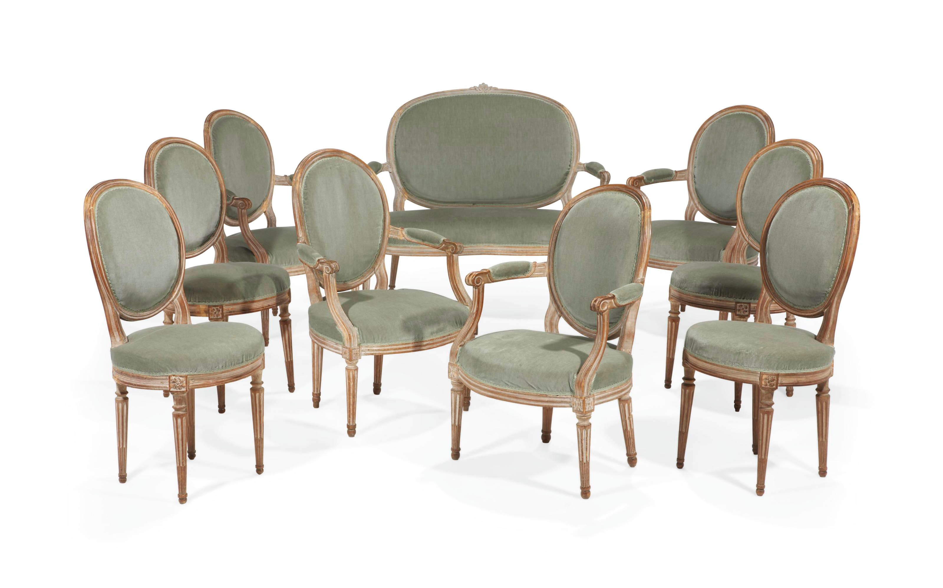 MOBILIER DE SALON D'EPOQUE TRANSITION