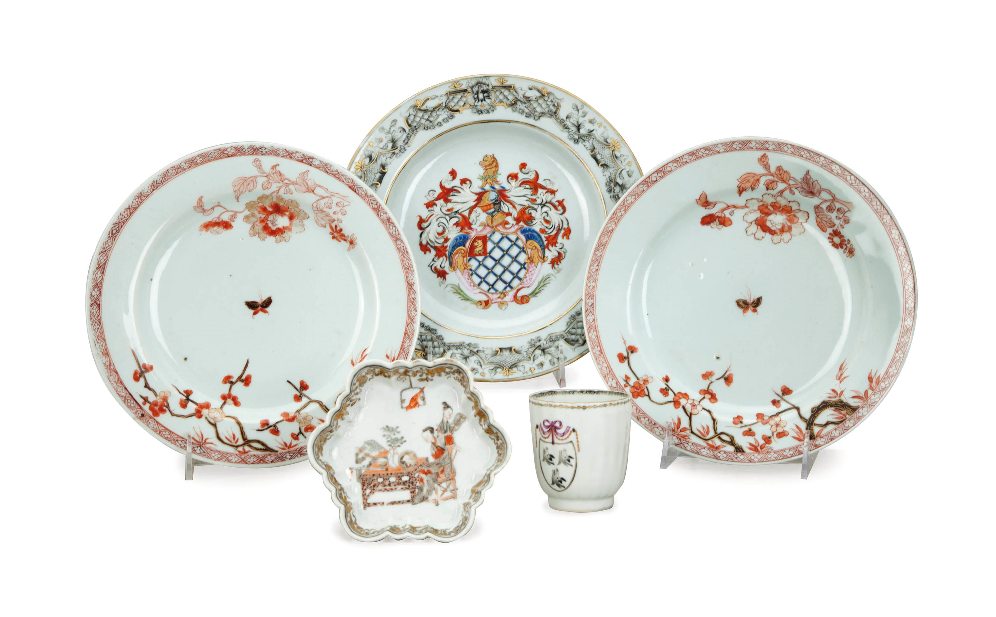 A GROUP OF CHINESE AND CHINESE EXPORT WARES,