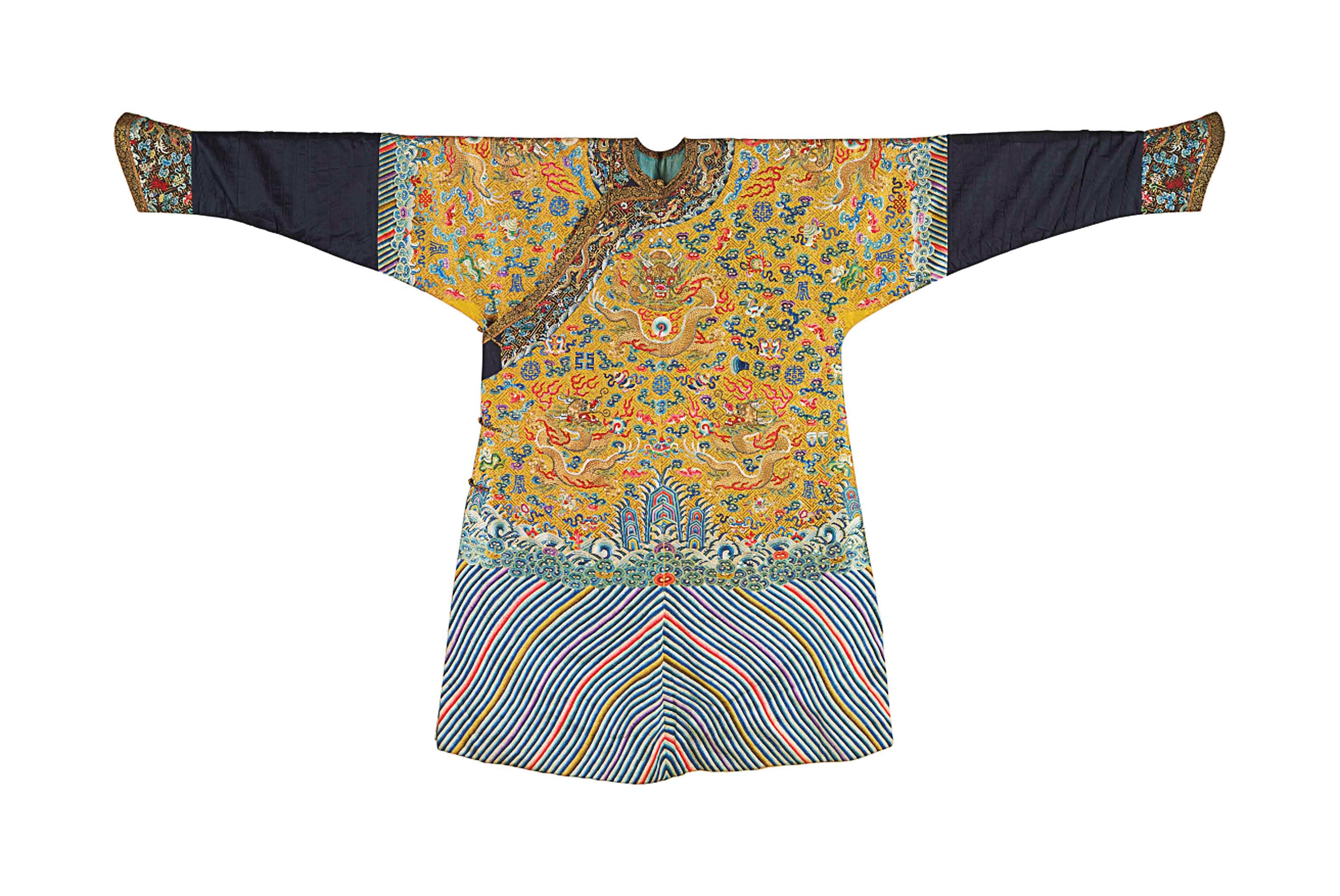A TWELVE-SYMBOL IMPERIAL YELLOW ROBE, JIFU